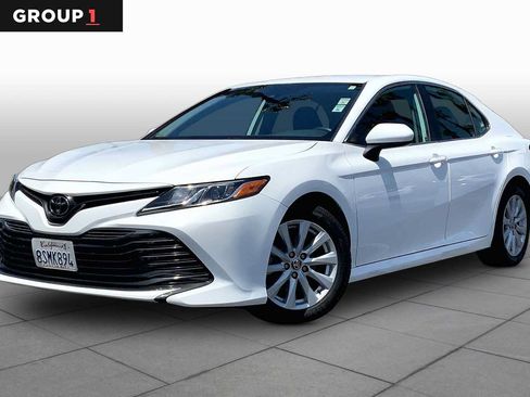 Used 2020 Toyota Camry LE FWD image 1