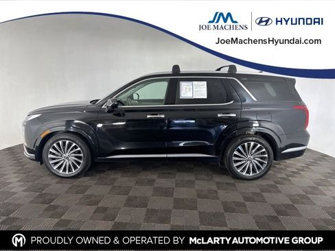 Used 2023 Hyundai Palisade Calligraphy image 7