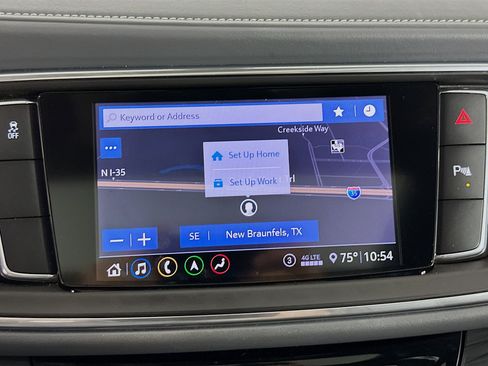 Used 2020 Buick Enclave Essence w/ Sound and Sites Package FWD image 22