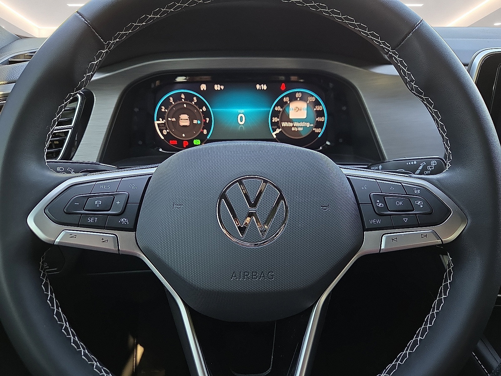Used 2024 Volkswagen Atlas Cross Sport SE AWD/4WD image 24