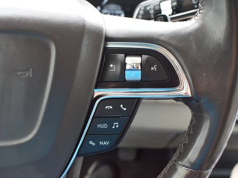 Used 2020 Lincoln Navigator Reserve w/ Luxury Package AWD/4WD image 28