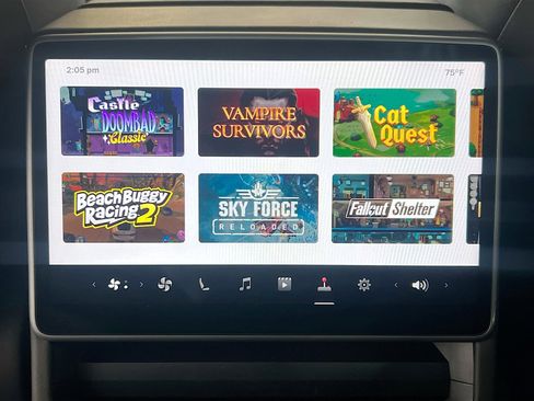 Used 2024 Tesla Model 3 Performance image 19