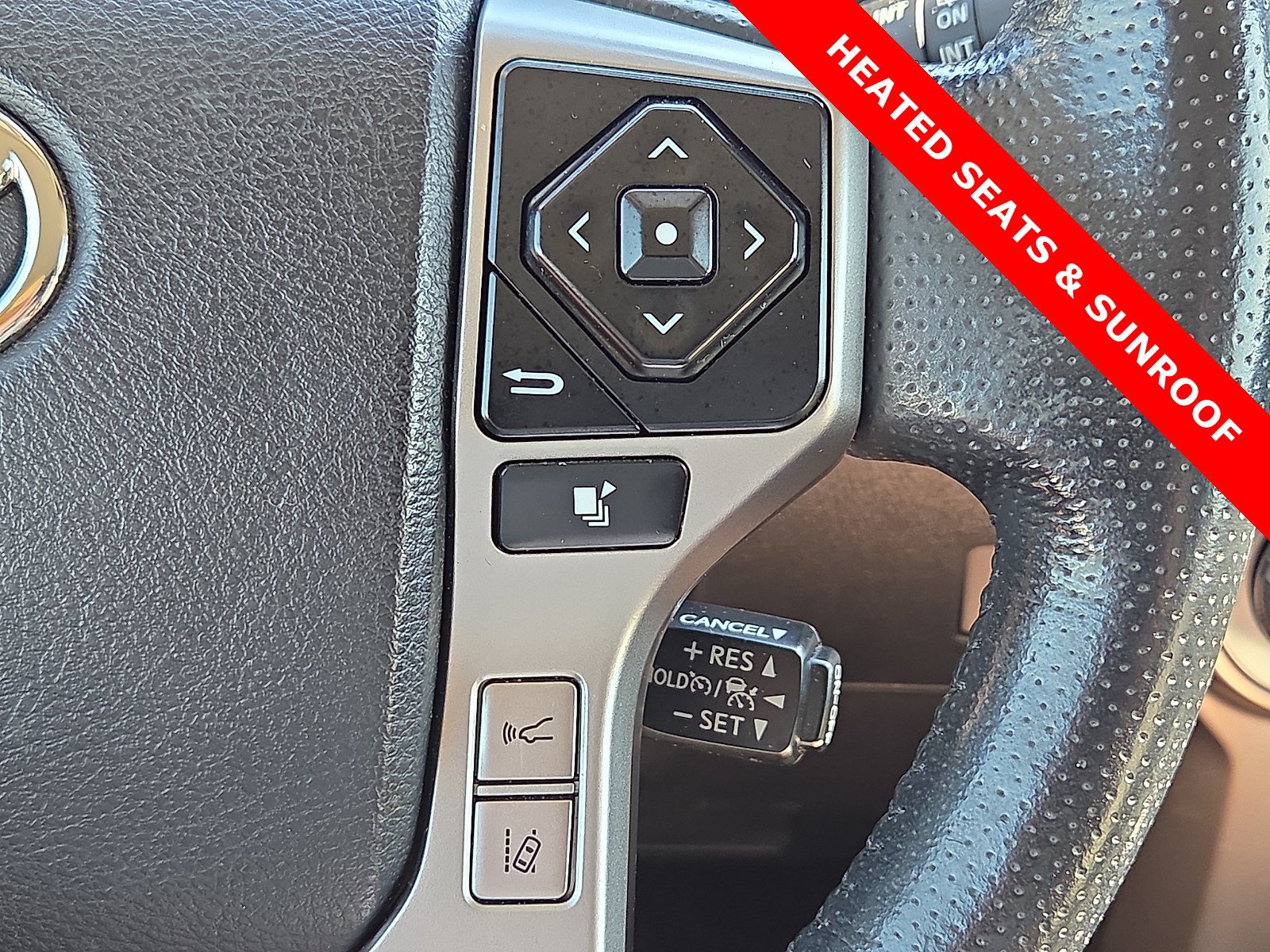 Used 2024 Toyota 4Runner SR5 Premium AWD/4WD image 22