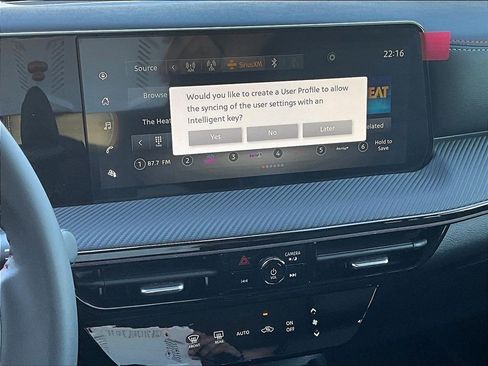 New 2025 Nissan Kicks SR AWD/4WD image 12
