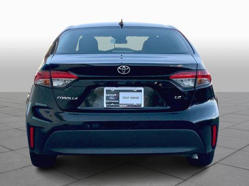 Used 2023 Toyota Corolla LE image 5