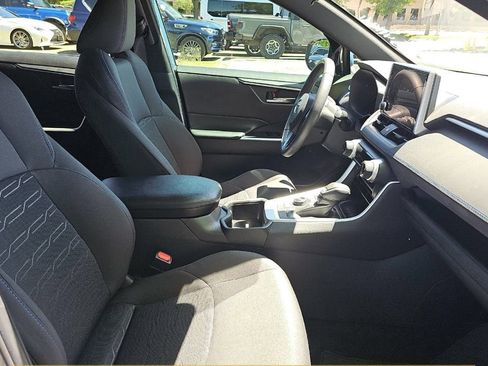 Used 2024 Toyota RAV4 SE AWD/4WD image 7