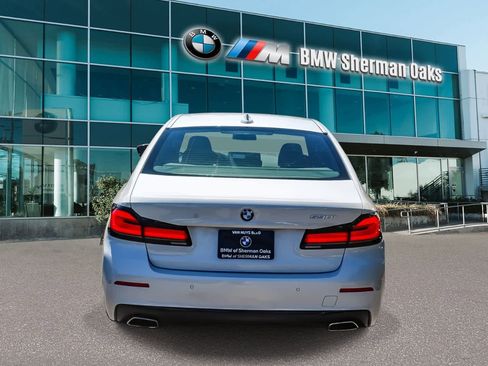 Certified 2023 BMW 530i w/ Convenience Package RWD image 5