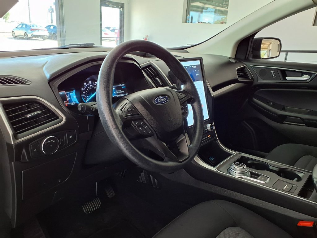 Used 2023 Ford Edge SE AWD/4WD image 12