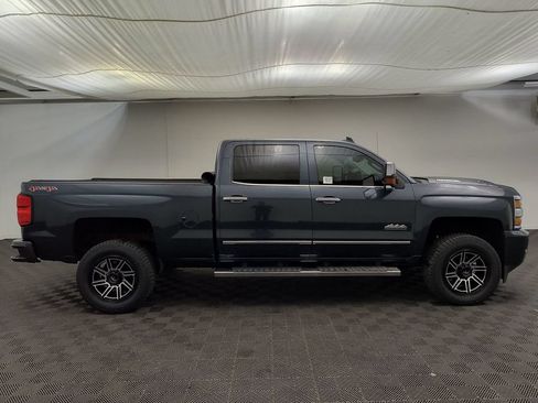 Used 2017 Chevrolet Silverado 2500 High Country w/ Duramax Plus Package AWD/4WD image 8