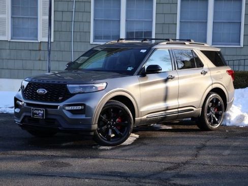 Certified 2023 Ford Explorer ST w/ Equipment Group 401A image 3