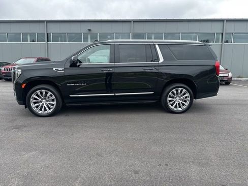 Used 2024 GMC Yukon XL Denali AWD/4WD image 2