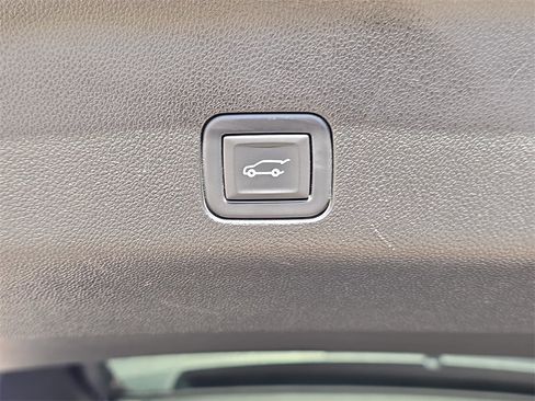 Used 2024 Chevrolet Tahoe RST w/ Luxury Package image 14