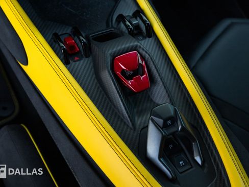Used 2024 Lamborghini Revuelto AWD/4WD image 34