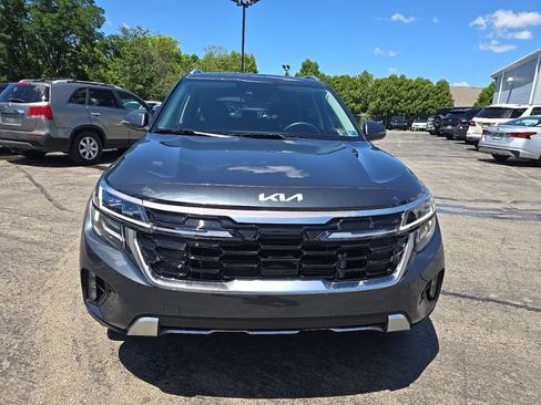 Used 2026 Kia Seltos SX w/ SX Sunroof Package AWD/4WD image 2
