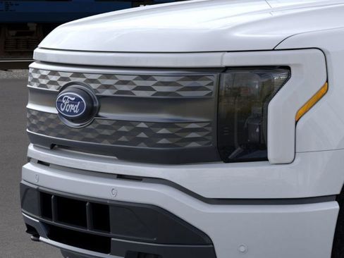 New 2025 Ford F150 Lightning Lariat image 17