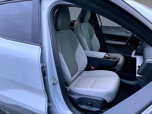 New 2026 Volvo EX30 Cross Country Ultra w/ Protection Package Premier AWD/4WD image 11