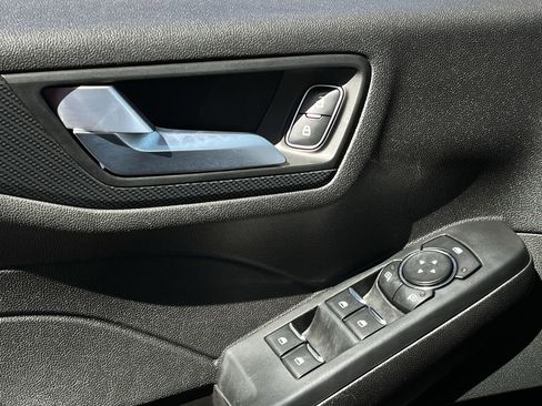 Used 2024 Ford Escape ST-Line w/ Tech Pack #1 image 21