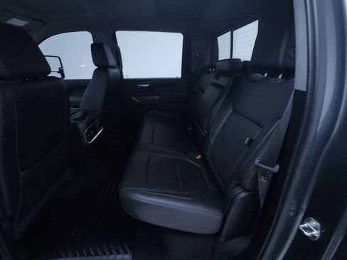 Used 2020 Chevrolet Silverado 2500 LTZ w/ LTZ Convenience Package image 17