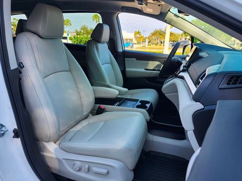 New 2026 Honda Odyssey EX-L image 18