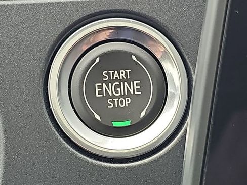 Used 2023 Chevrolet Blazer LT w/ Midnight/Sport Edition image 17