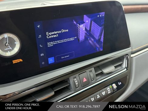 Used 2024 Lexus ES 350 w/ Premium Package FWD image 27