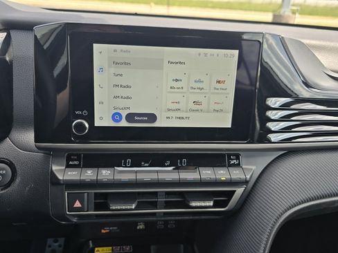 Certified 2025 Toyota Camry SE FWD image 26