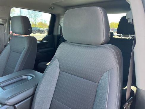Used 2023 Chevrolet Silverado 1500 RST AWD/4WD image 15