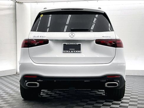 New 2026 Mercedes-Benz GLS 580 4MATIC image 3