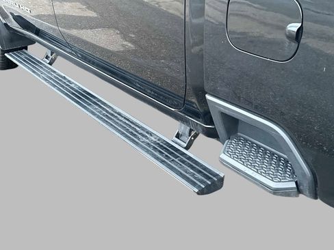 Used 2021 GMC Sierra 3500 Denali w/ Denali Black Diamond Edition image 13