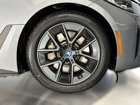 Certified 2023 BMW i4 eDrive40 w/ Premium Package RWD image 11
