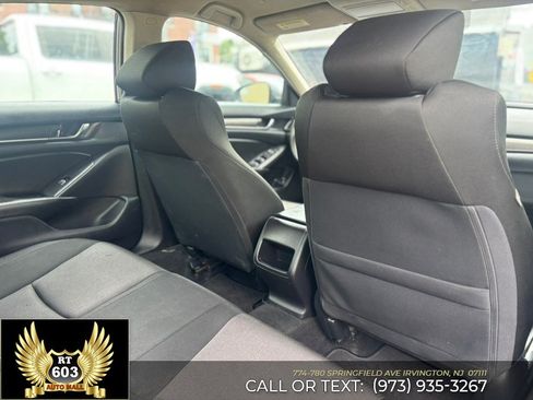 Used 2019 Honda Accord LX image 10