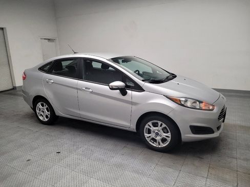 Used 2016 Ford Fiesta SE FWD image 11