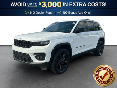 Used 2022 Jeep Grand Cherokee Altitude AWD/4WD image 1