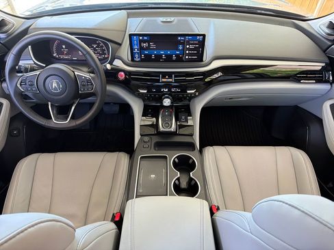 Used 2025 Acura MDX SH-AWD w/ Technology Package image 23