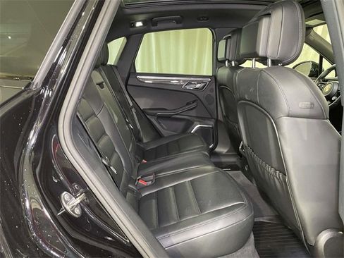 Used 2025 Porsche Macan GTS image 22