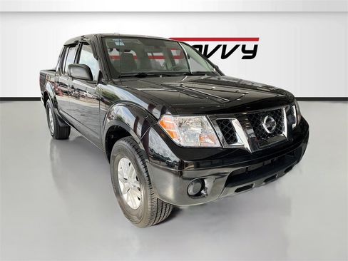 Used 2019 Nissan Frontier SV image 1