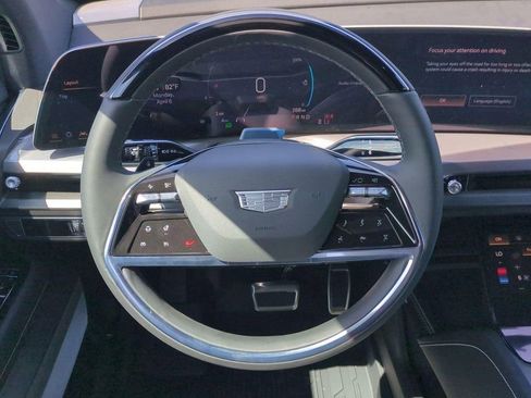 New 2026 Cadillac Vistiq Sport w/ LPO, Floor Liner Package AWD/4WD image 20