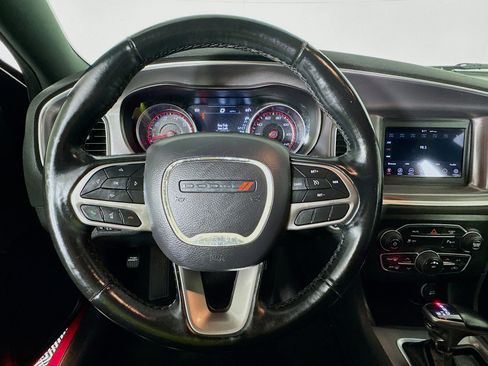 Used 2020 Dodge Charger SXT w/ Leather Interior Group image 11