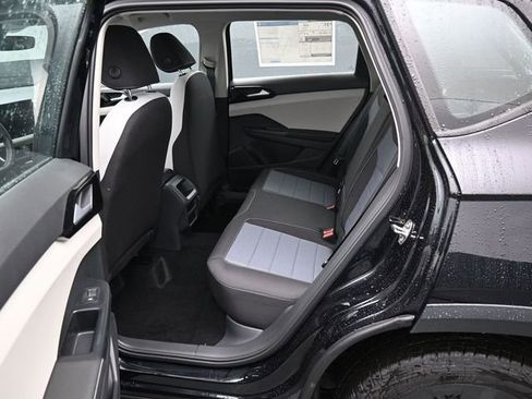 New 2026 Volkswagen Taos S image 11