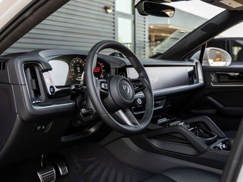New 2025 Porsche Cayenne Turbo image 55