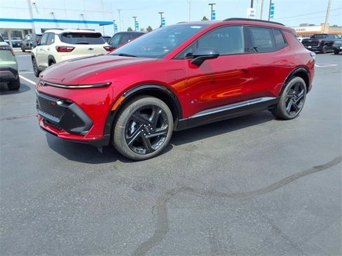 New 2025 Chevrolet Equinox EV RS image 9