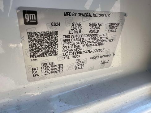 Used 2024 Chevrolet Silverado 2500 LT w/ Convenience Package image 35