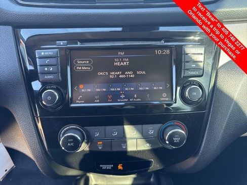 Used 2020 Nissan Rogue Sport S image 25