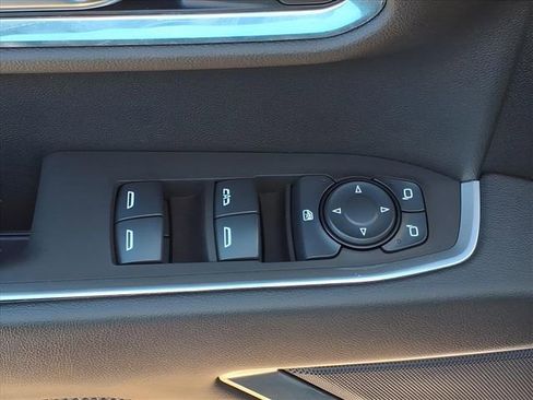 Used 2025 Chevrolet Silverado 1500 LT image 16