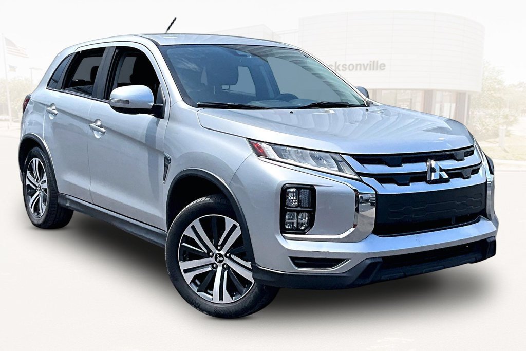 Used 2020 Mitsubishi Outlander Sport SE AWD/4WD image 3