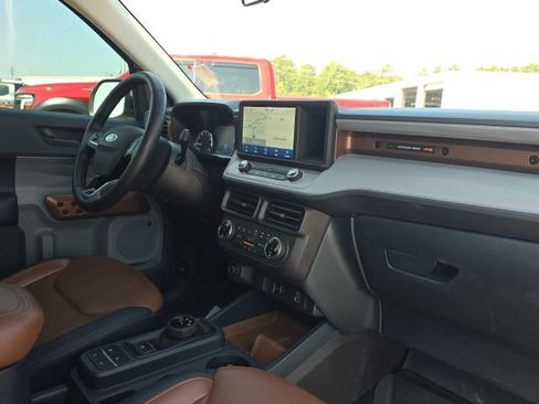 Used 2023 Ford Maverick Lariat w/ Lariat Luxury Package AWD/4WD image 20
