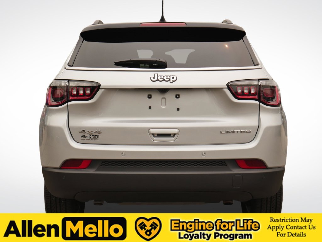 Used 2026 Jeep Compass Limited AWD/4WD image 5