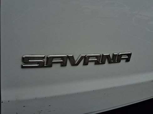 Used 2021 GMC Savana 2500 w/ Driver Convenience Package image 20