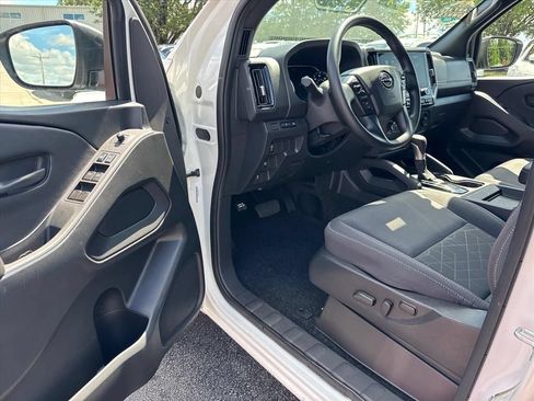 Certified 2026 Nissan Frontier SV RWD image 13