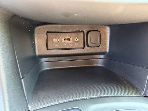 Used 2023 Chevrolet Equinox RS AWD/4WD image 27